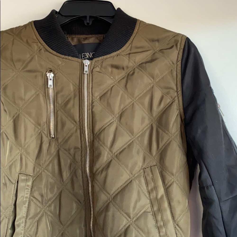 Bomber jacket - Picture 2 of 2